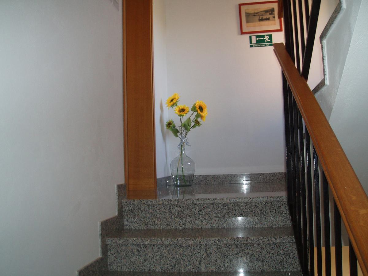 Apartment Orbanic เซรส ภายนอก รูปภาพ