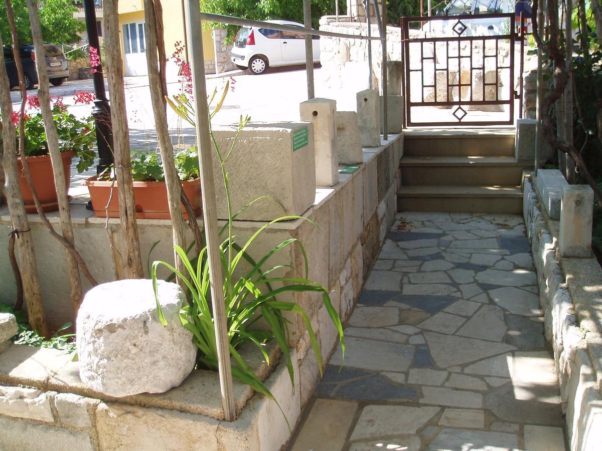 Apartment Orbanic เซรส ภายนอก รูปภาพ