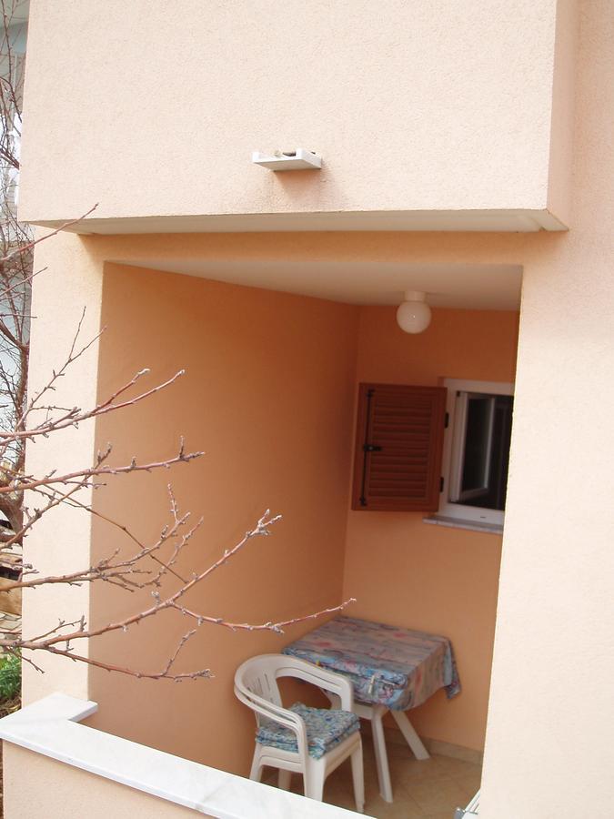 Apartment Orbanic เซรส ภายนอก รูปภาพ